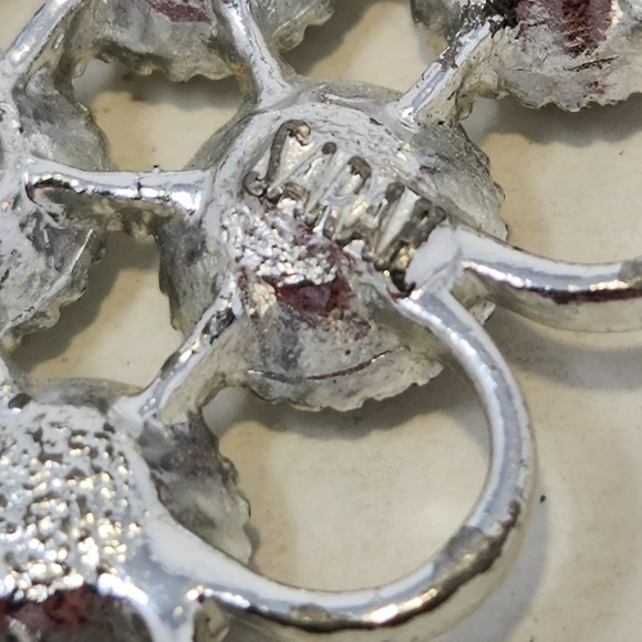 Sarah Coventry Silver Tone Black Bead Triangle Brooch Black Bead Dangle Charm - Picture 5 of 6